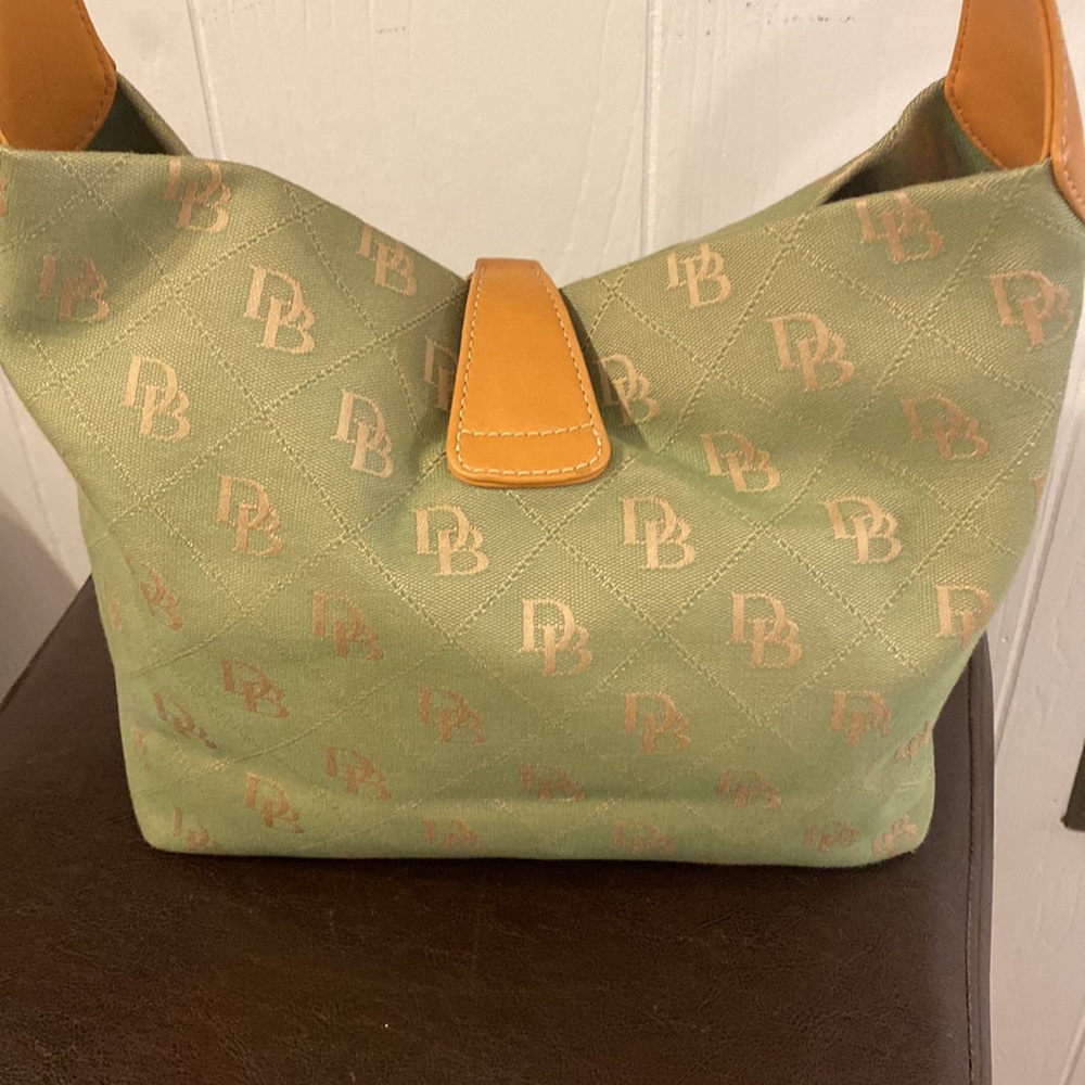 LIKE NEW Dooney & Bourke Green Canvas Shoulder Bag - Picture 5 of 10
